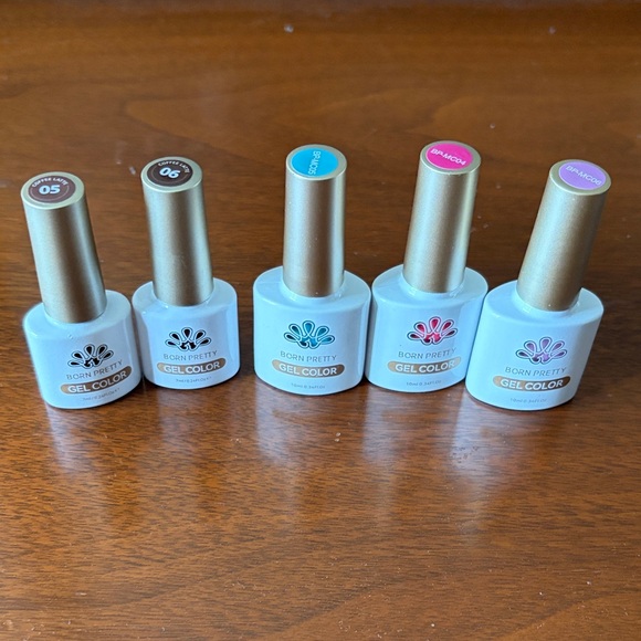 Assorted Nail Polish Collection - Picture 7 of 8